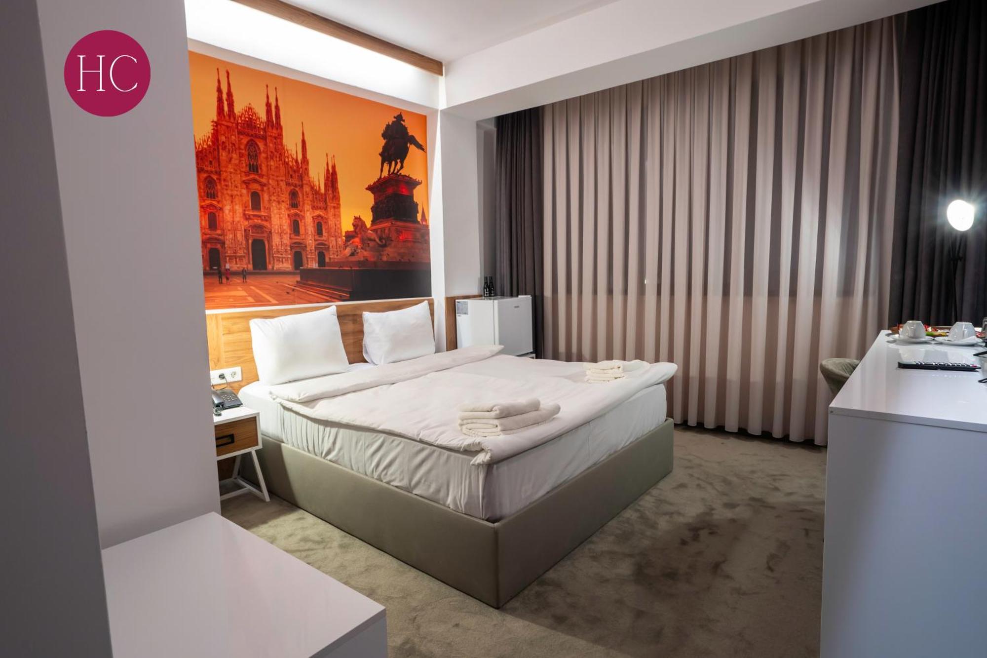 Central Hotel, Fitness And Spa Vinica Bagian luar foto